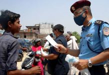 मास्क नलगाए १०० रुपैया जरिवाना,संक्रमणको जोखीम रहेकोले सतर्कता अपनाउन आग्रह