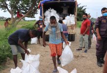 विपन्न परीवारलाई स्टोरीज अफ नेपालको राहत