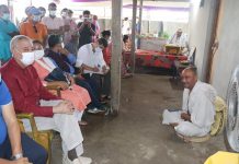 महामन्त्री डा.शशांक कोइराला समवेदना प्रकट गर्न तिमल्सिनाको घरमा