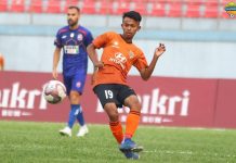 युवा फुटबलर आयुष घलान थ्री स्टारमा अनुबन्ध युवा फुटबलर आयुष घलान थ्री स्टारमा अनुबन्ध