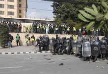 एमसीप्रतिनिधि सभाको बैठक स्थगित : विरोधी प्रदर्शनमा झडप