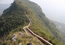 पर्यटन क्षेत्र बन्दीपुरमा मिनी ग्रेटवाल