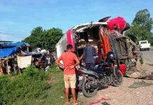 धनुषामा बस पल्टिँदा २० जना घाइते, ५ जनाको अवस्था गम्भीर